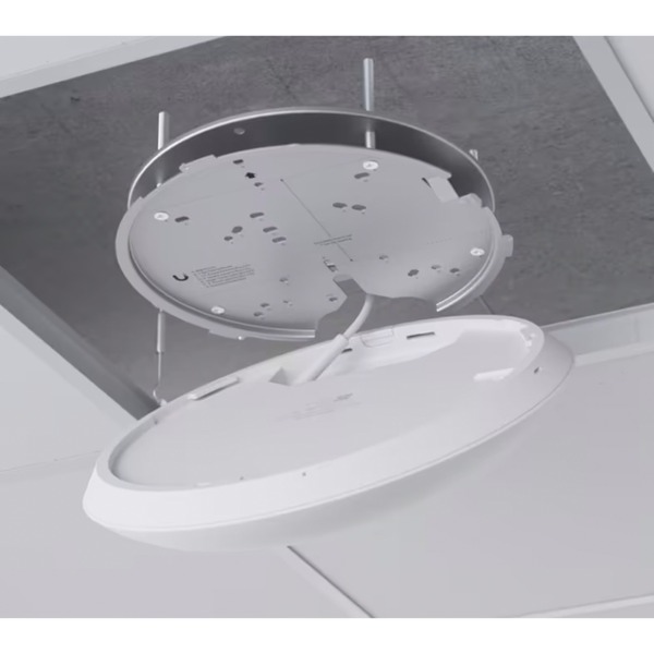 Ubiquiti U7-Pro-Max – Image 3